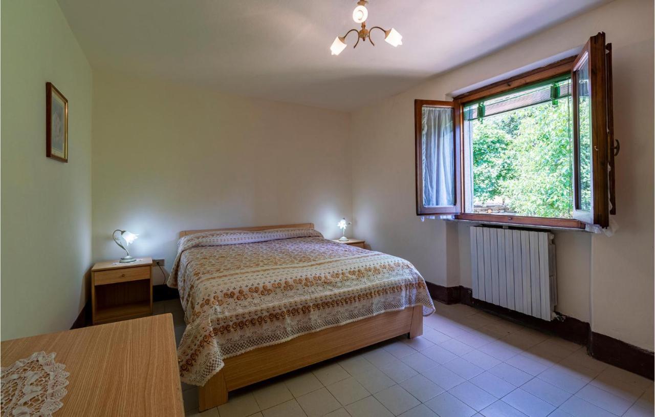 Stunning Home In Longoio With Kitchen Monti di Villa Ngoại thất bức ảnh