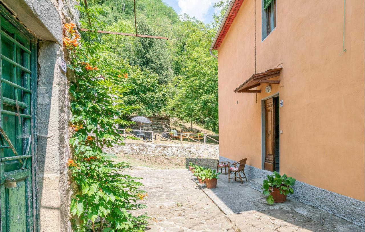 Stunning Home In Longoio With Kitchen Monti di Villa Ngoại thất bức ảnh
