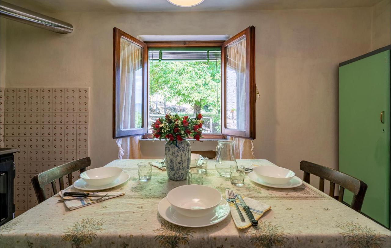 Stunning Home In Longoio With Kitchen Monti di Villa Ngoại thất bức ảnh