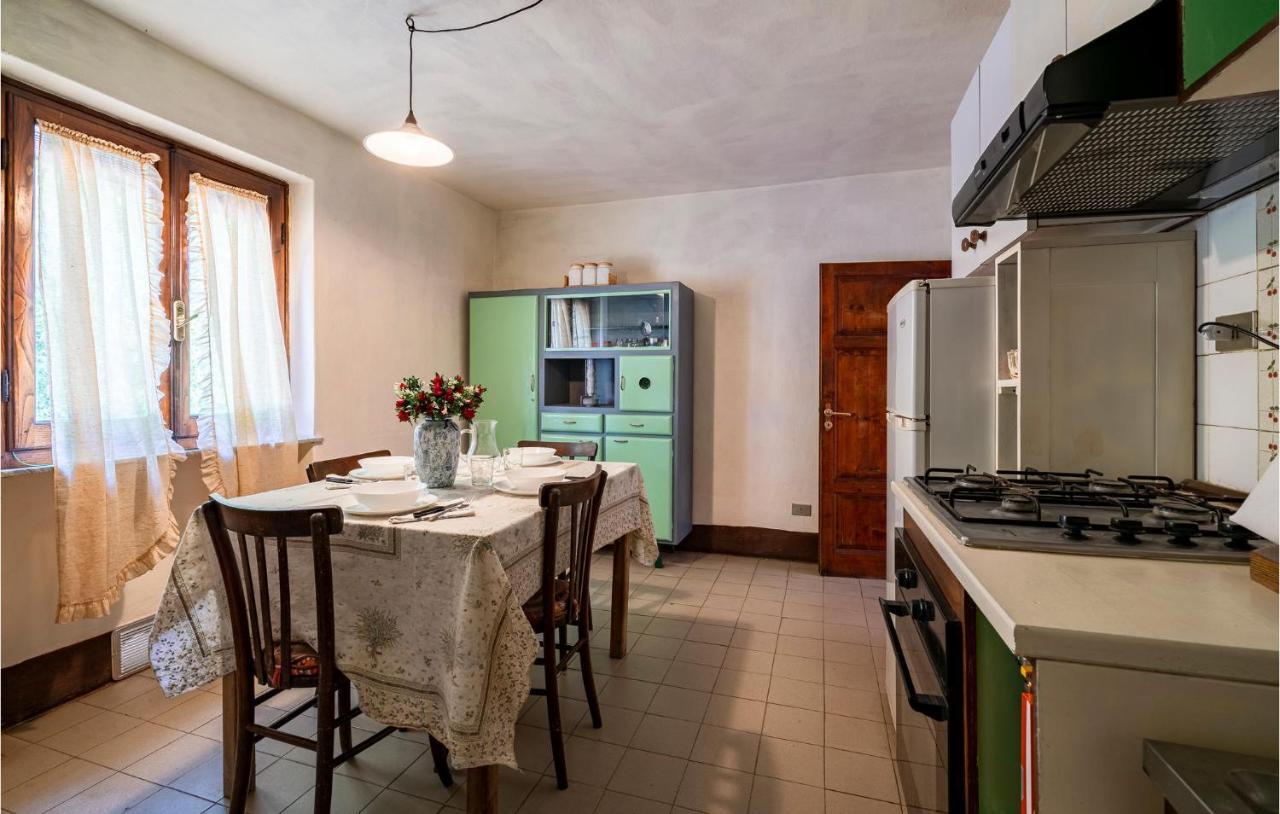 Stunning Home In Longoio With Kitchen Monti di Villa Ngoại thất bức ảnh
